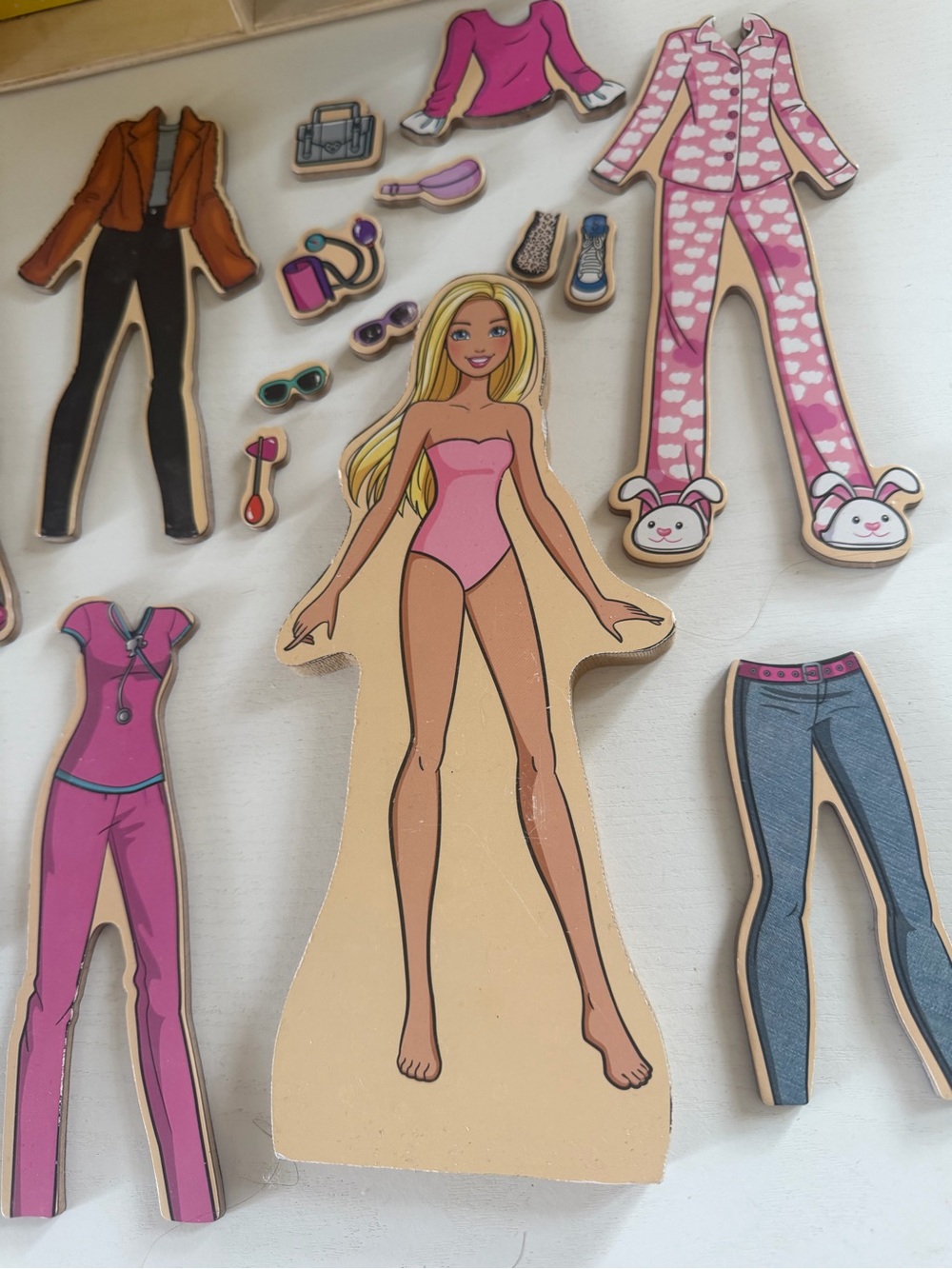 Magnetic Dress-Up Doll Set with Pink Pieces
